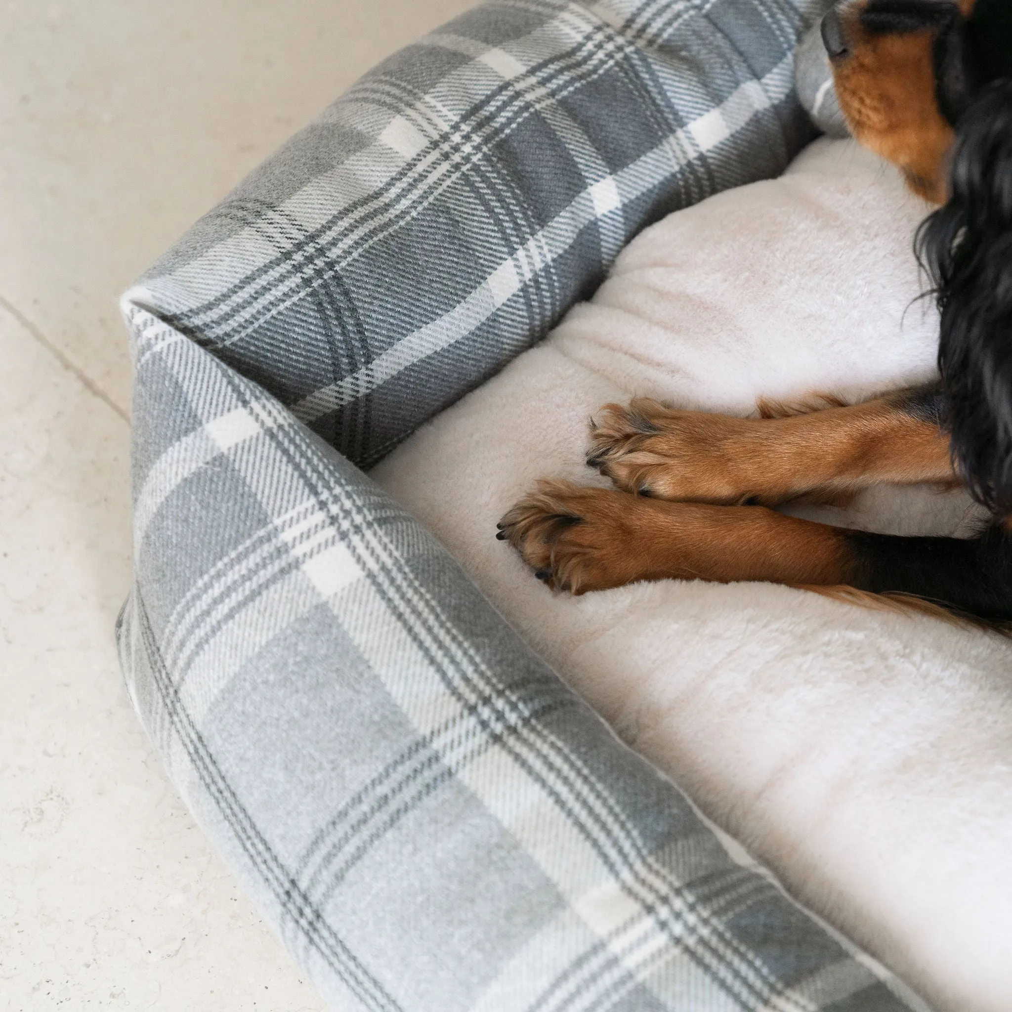 Box Bed With Removable Cover in Balmoral Tweed by Lords & Labradors