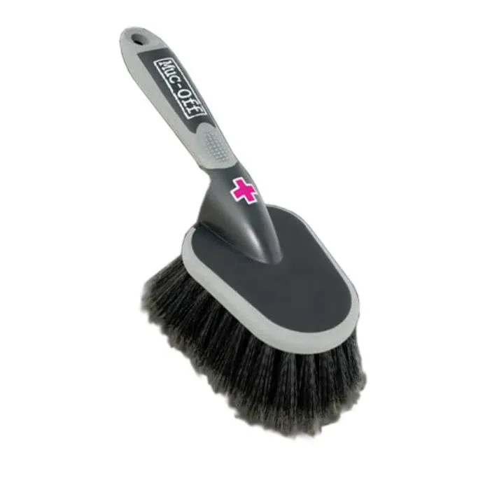 MUC OFF SOFT WASHING BRUSH - Maintenance